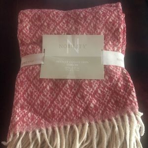Nobility (for Dillard’s) Cotton/Polyester Throw